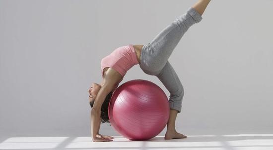 這些健身器械適合放家里，專治懶癌家又小的你